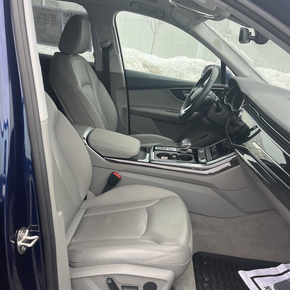 Used 2022 Audi Q7 Premium Plus w/ Premium Plus Package image 13
