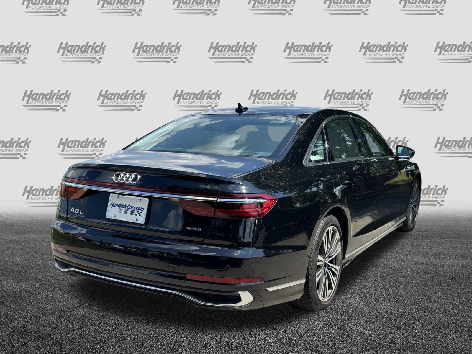 Used 2023 Audi A8 L 3.0T w/ Comfort Plus Package AWD/4WD image 10