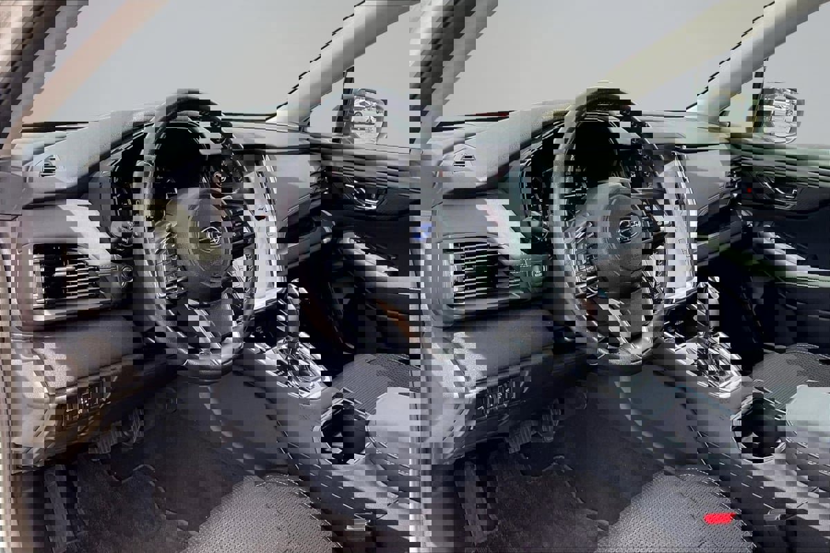 Used 2024 Subaru Outback Premium image 14