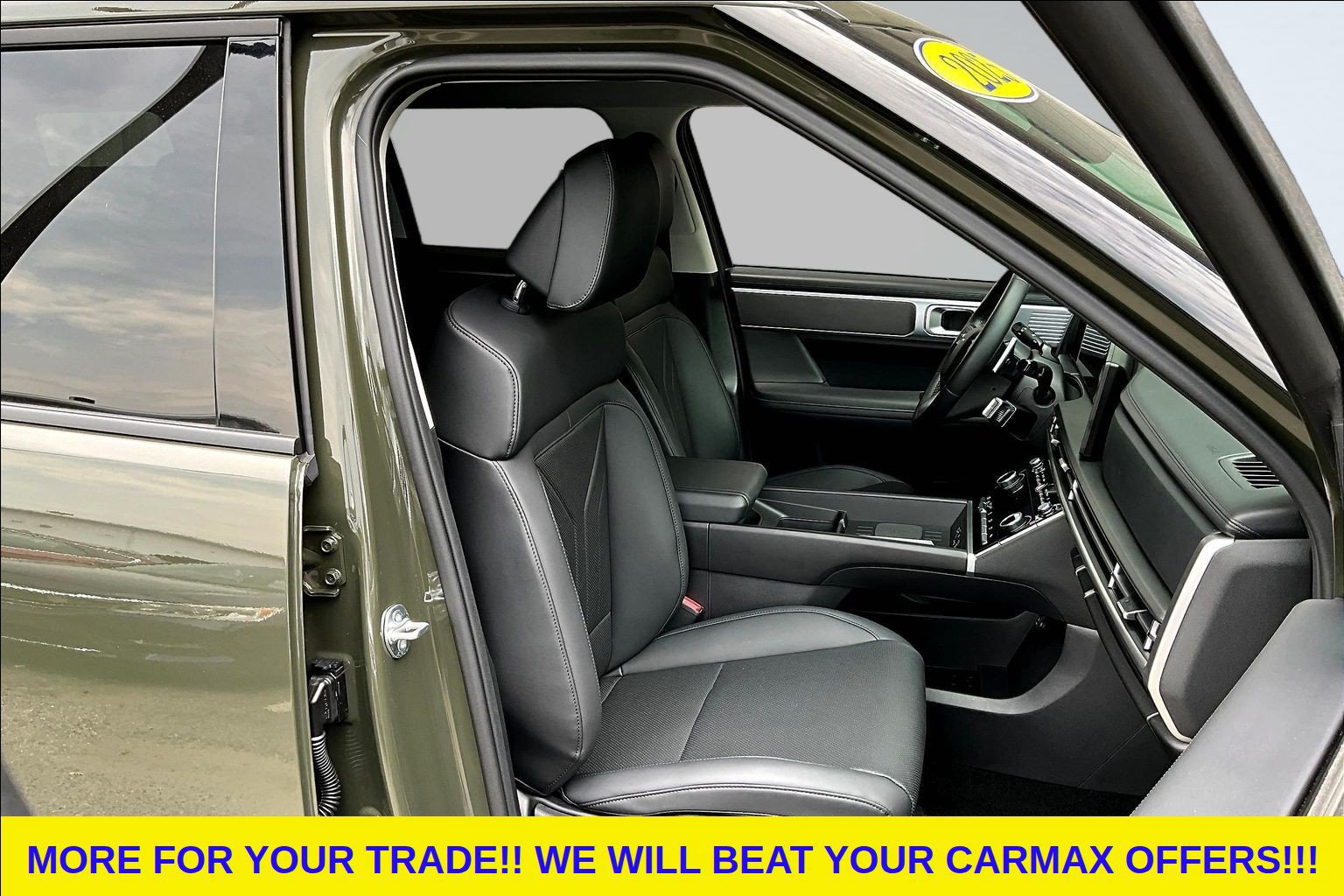 Used 2025 Hyundai Santa Fe SEL FWD image 29