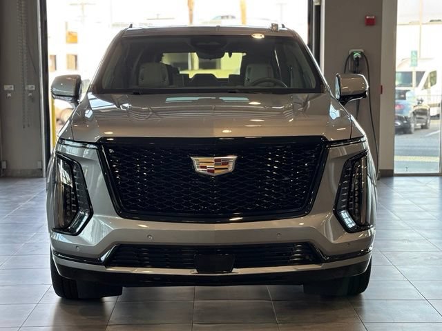 Used 2025 Cadillac Escalade Sport Platinum AWD/4WD image 13