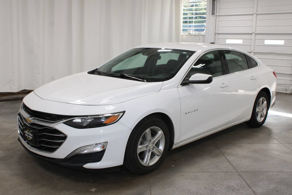 Used 2019 Chevrolet Malibu LS w/ Driver Confidence Package II FWD image 4
