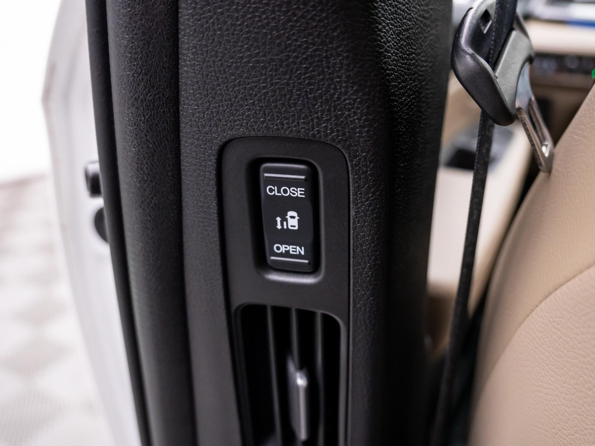 Used 2024 Honda Odyssey Elite image 23