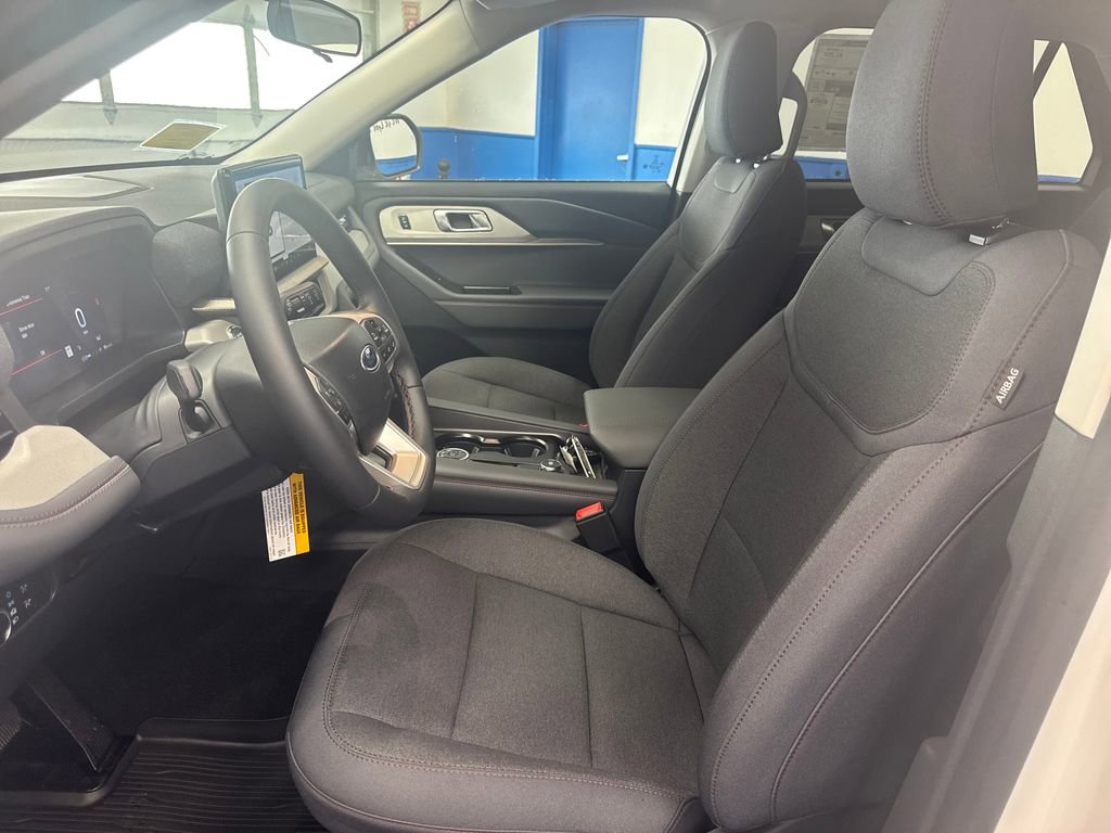 New 2026 Ford Explorer Active AWD/4WD image 9