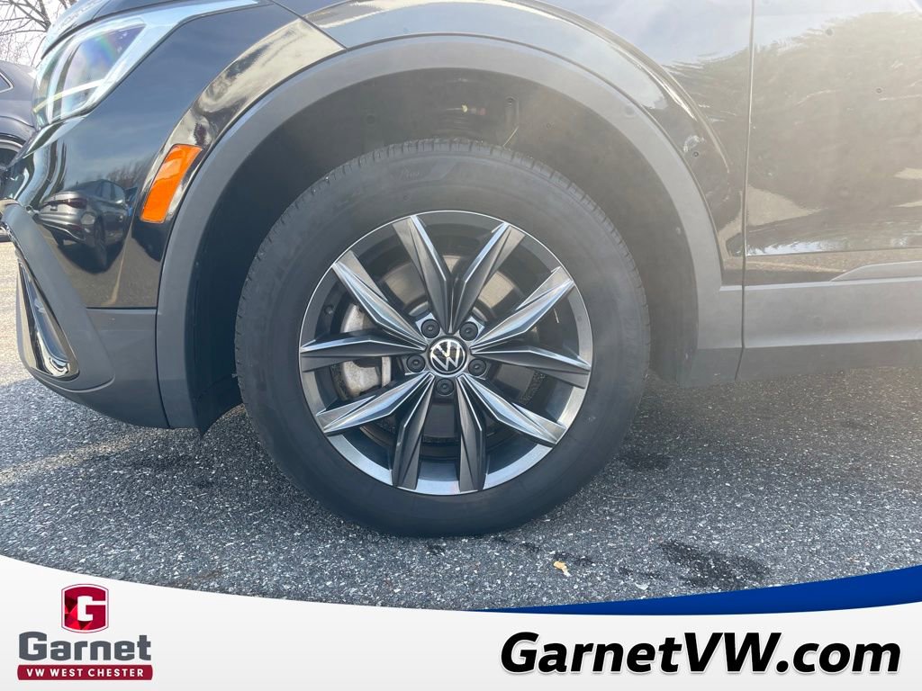 Used 2022 Volkswagen Tiguan SE image 20