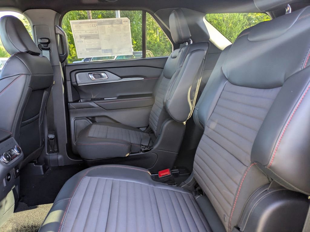 New 2026 Ford Explorer ST-Line image 15