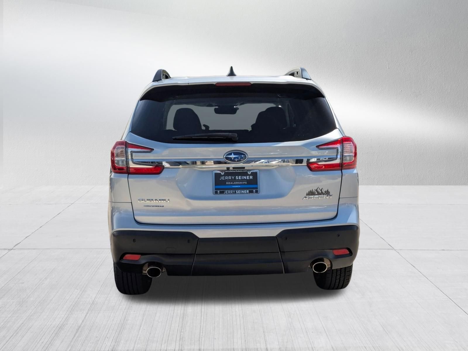 Used 2023 Subaru Ascent Premium w/ Convenience Package AWD/4WD image 4