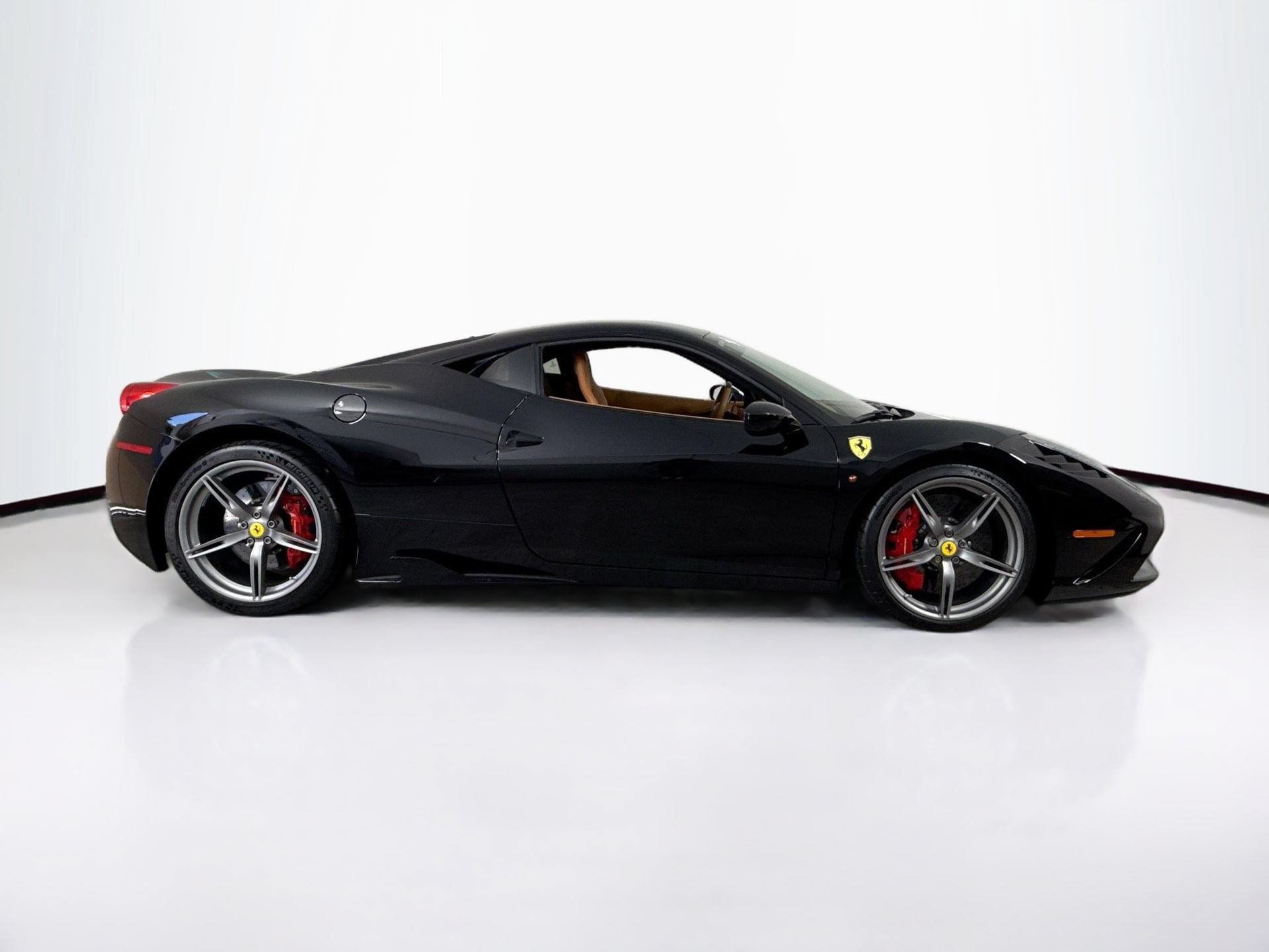 Certified 2015 Ferrari 458 Speciale Coupe RWD image 8