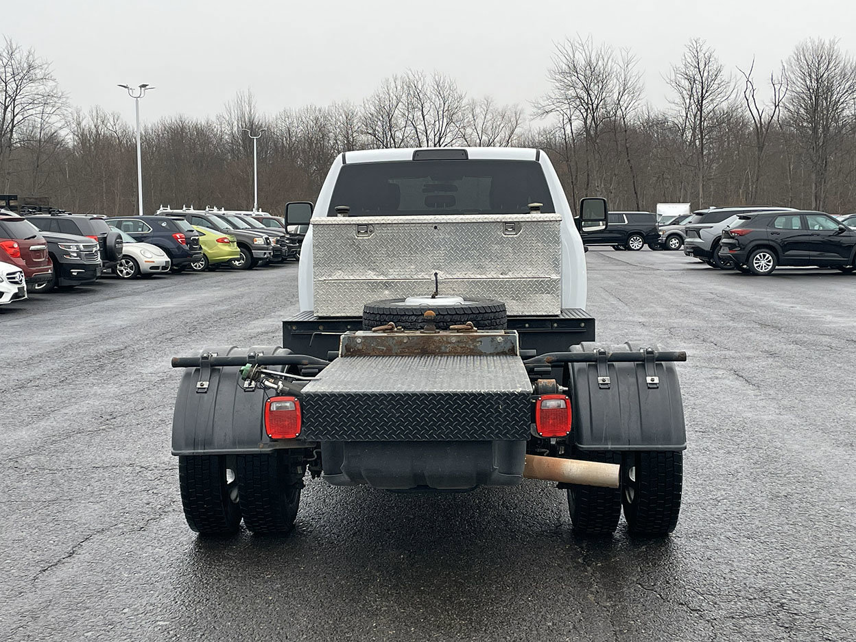 Used 2023 RAM 5500 Tradesman w/ Chrome Appearance Group RWD image 7