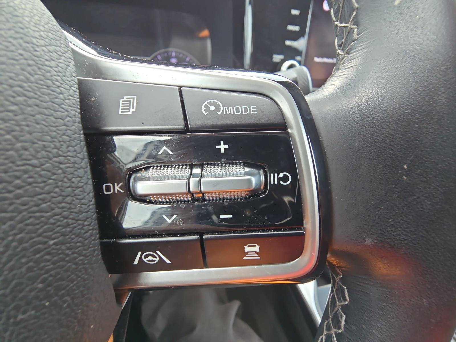 Used 2022 Kia Sorento EX FWD image 20
