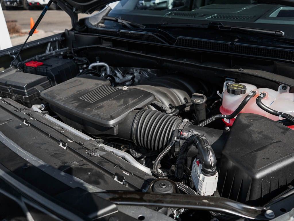 New 2026 GMC Yukon XL Denali w/ Sun & Power Step Package image 7