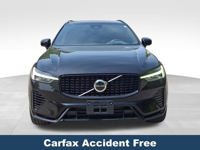 Used 2022 Volvo XC60 T8 R-Design w/ Protection Package Premier image 2