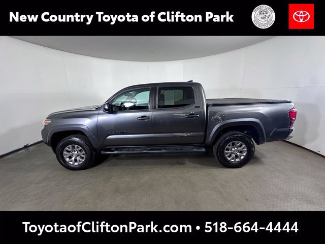 Used 2019 Toyota Tacoma SR5 AWD/4WD image 4