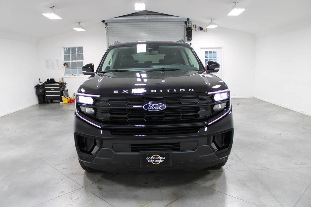 New 2026 Ford Expedition Max Active image 2