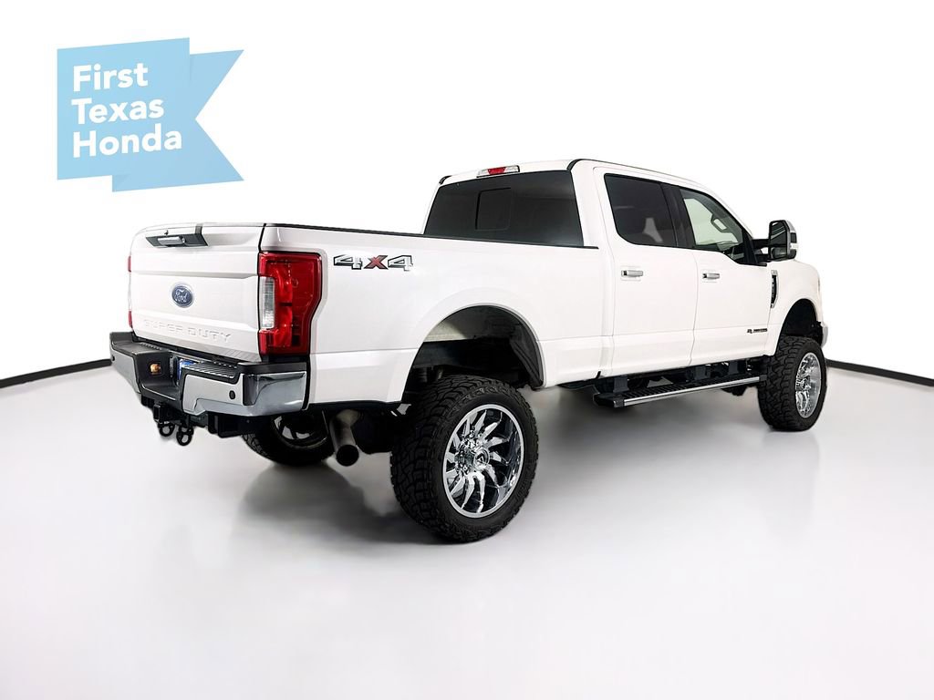 Used 2018 Ford F250 Lariat w/ Chrome Package image 7
