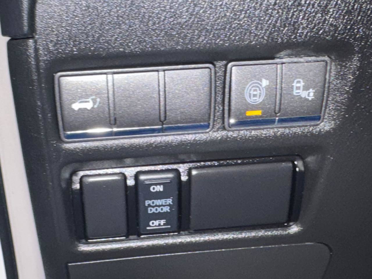 Used 2017 INFINITI QX80 2WD w/ Deluxe Technology Package image 21