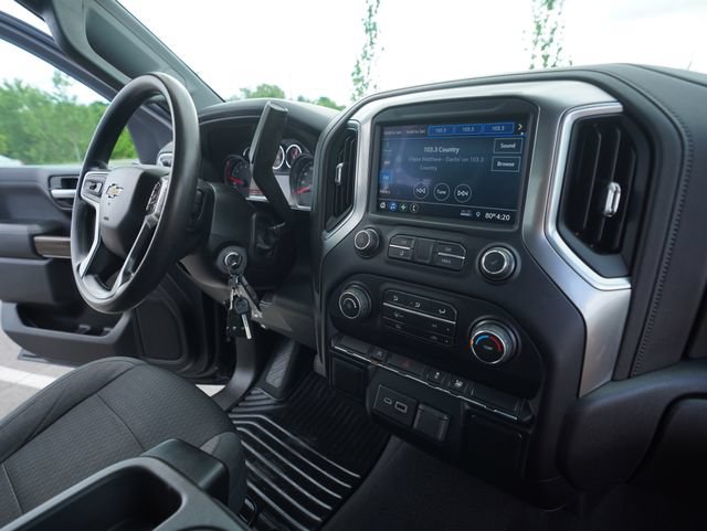 Used 2020 Chevrolet Silverado 1500 LT AWD/4WD image 26
