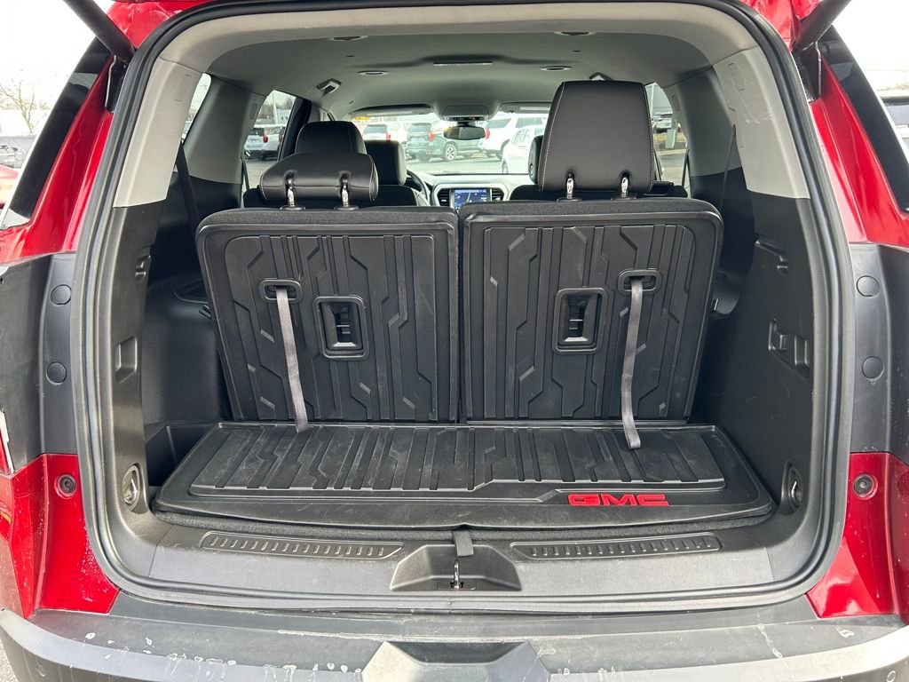 Used 2023 GMC Acadia SLT w/ Technology Package image 27