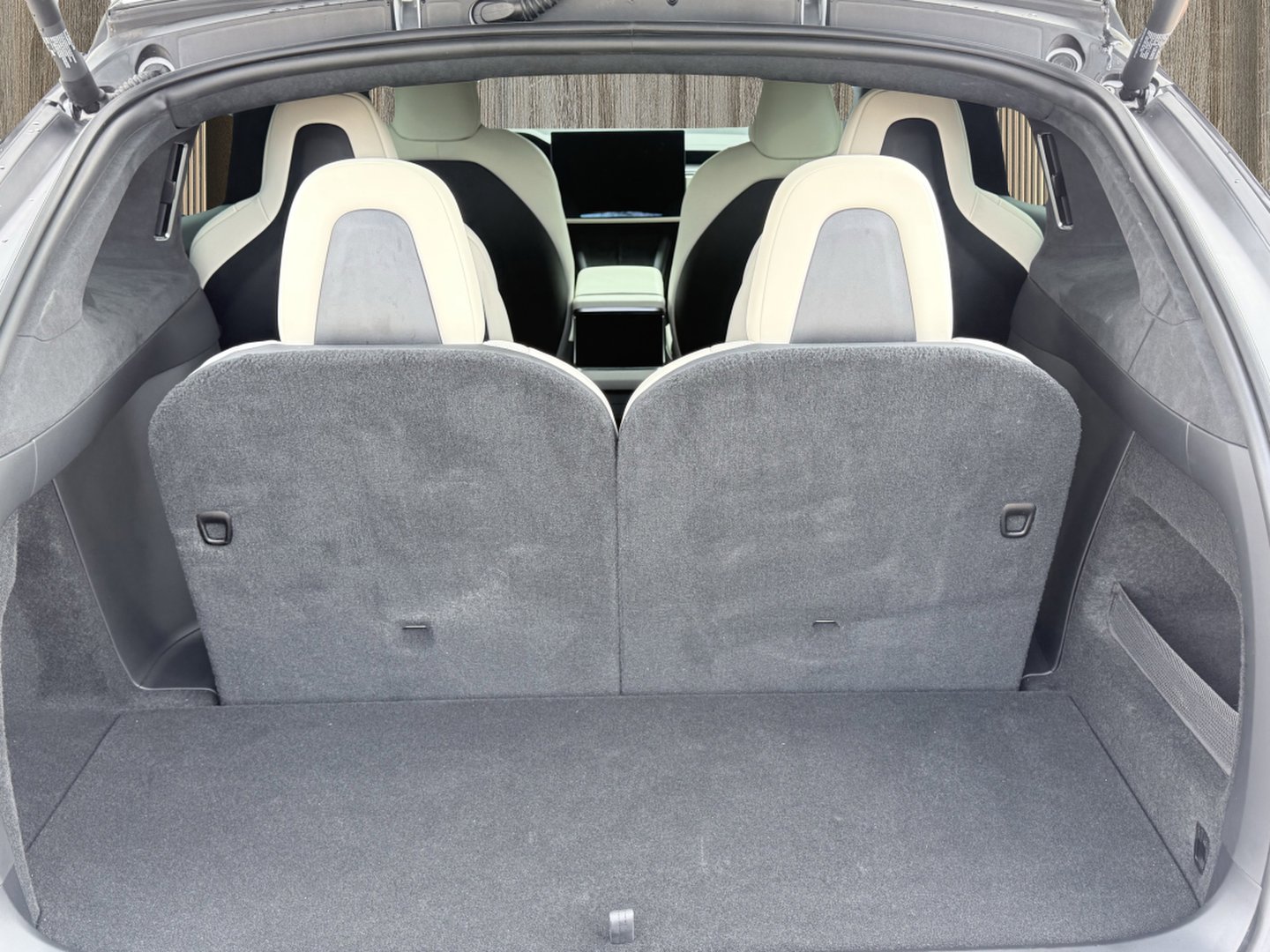 Used 2023 Tesla Model X Plaid image 12