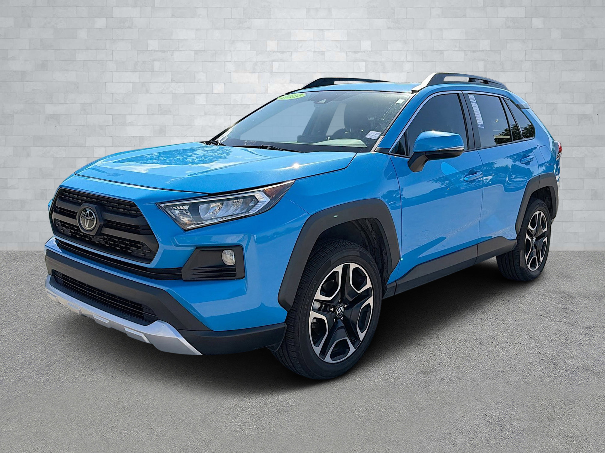 Used 2019 Toyota RAV4 Adventure w/ Cold Weather Package image 8