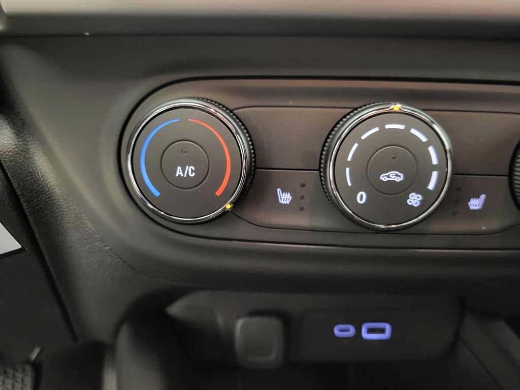 New 2026 Chevrolet Trax RS image 7