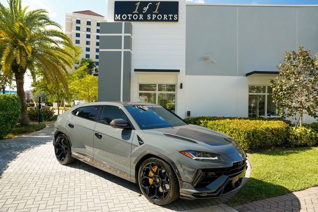 Used 2023 Lamborghini Urus Performante image 1