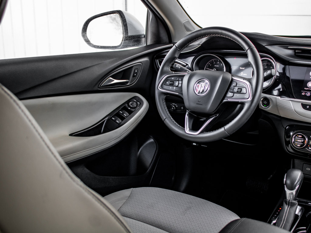 Used 2023 Buick Encore GX Select image 33