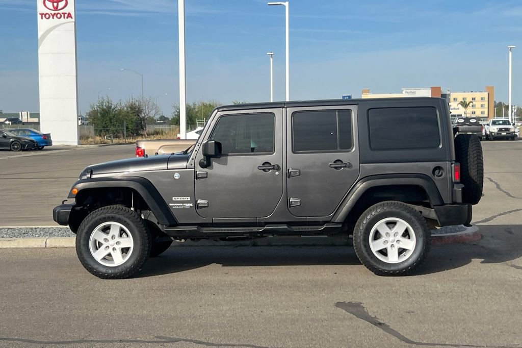 Used 2018 Jeep Wrangler Unlimited Sport S image 9