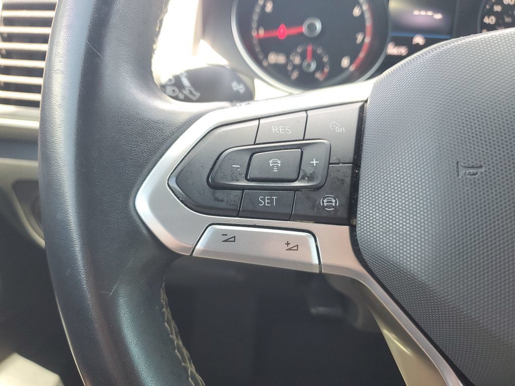 Used 2021 Volkswagen Atlas Cross Sport SE AWD/4WD image 19