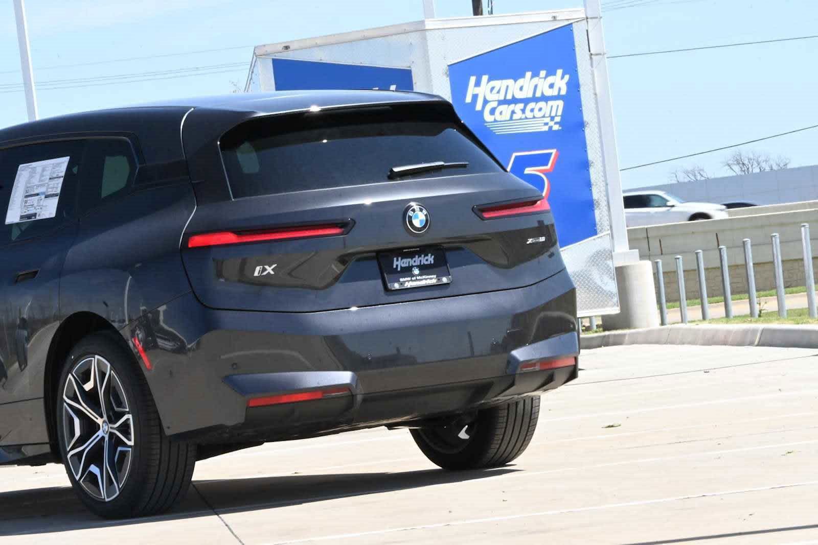 New 2026 BMW iX xDrive60 AWD/4WD image 5