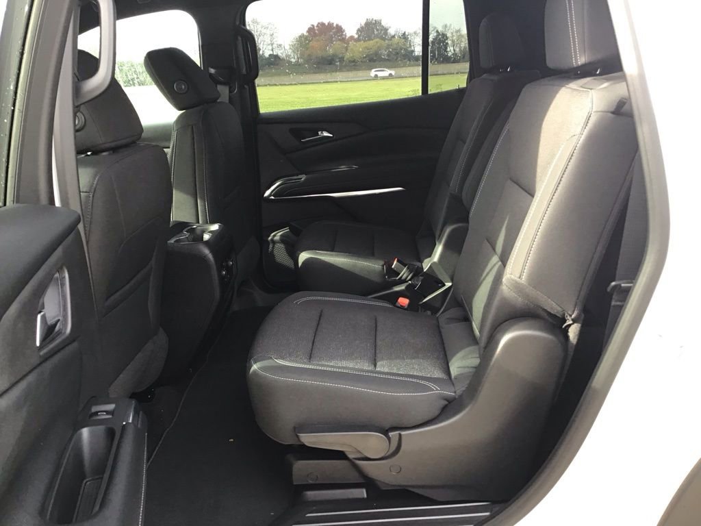 New 2026 Chevrolet Traverse LT w/ Driver Confidence Package image 15