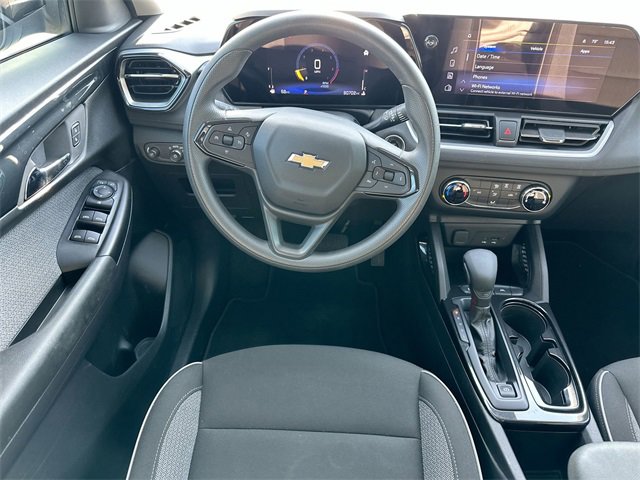 Used 2024 Chevrolet TrailBlazer LS w/ LS Convenience Package image 11