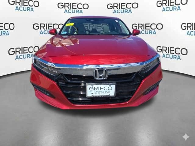 Used 2018 Honda Accord Touring image 2