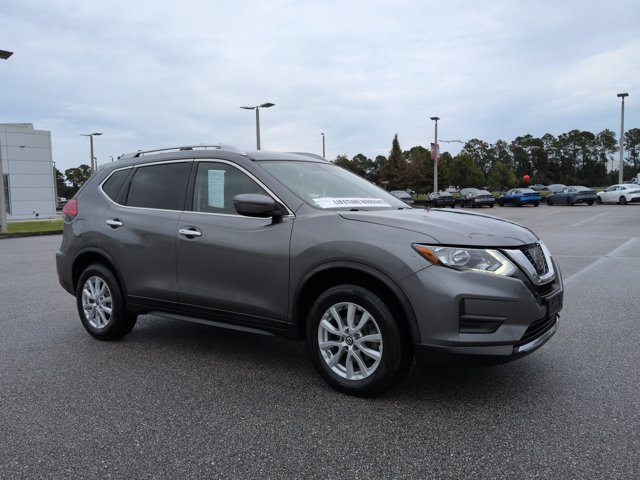 Used 2017 Nissan Rogue SV AWD/4WD image 3