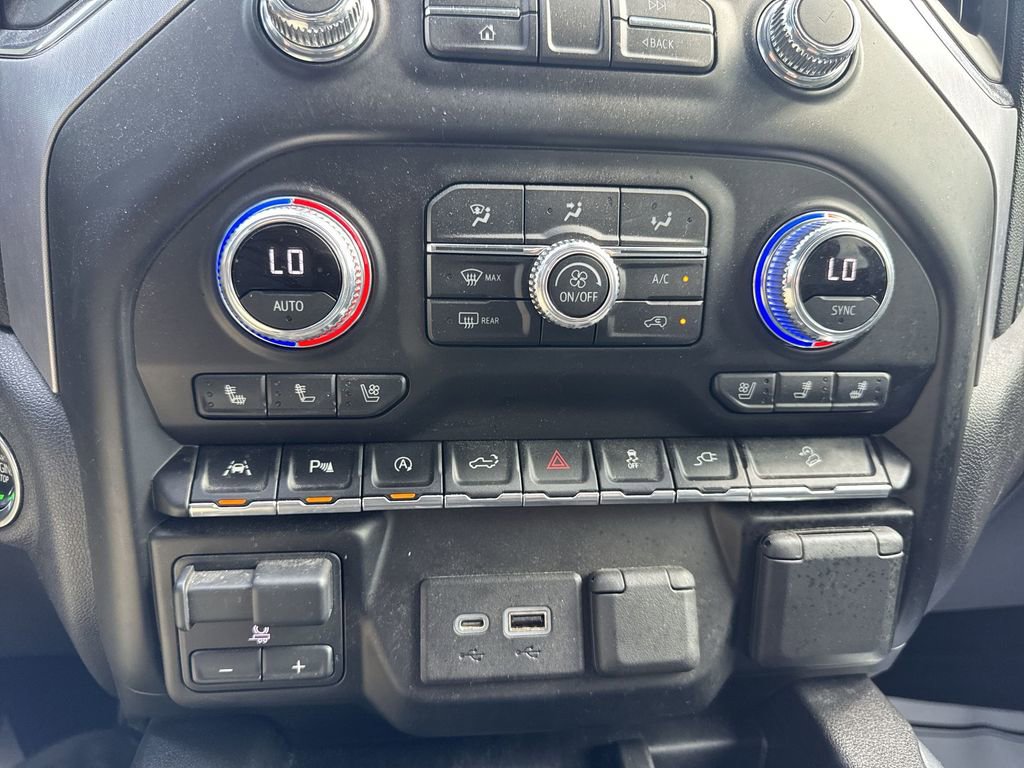 Used 2021 GMC Sierra 1500 SLT w/ SLT Premium Plus Package AWD/4WD image 19