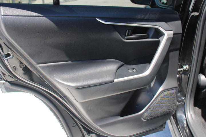 Certified 2024 Toyota RAV4 LE FWD image 12
