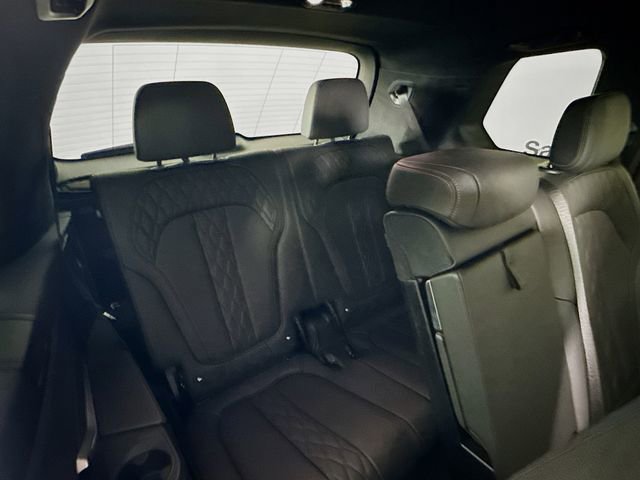 Used 2024 BMW ALPINA XB7 image 29