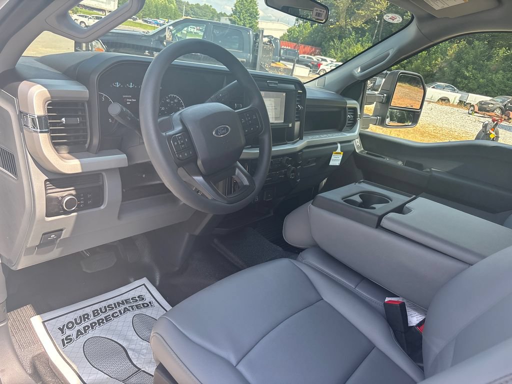 New 2026 Ford F350 XL AWD/4WD image 15