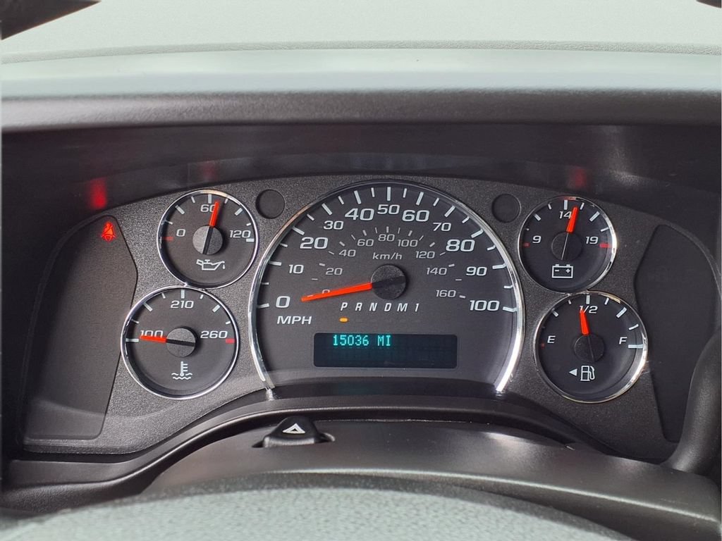 Used 2024 GMC Savana 2500 w/ Driver Convenience Package RWD image 17