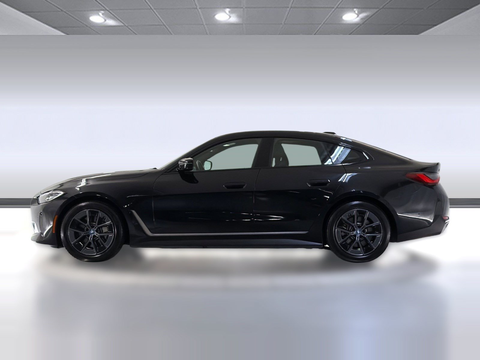 Certified 2023 BMW i4 eDrive35 w/ Premium Package RWD image 2