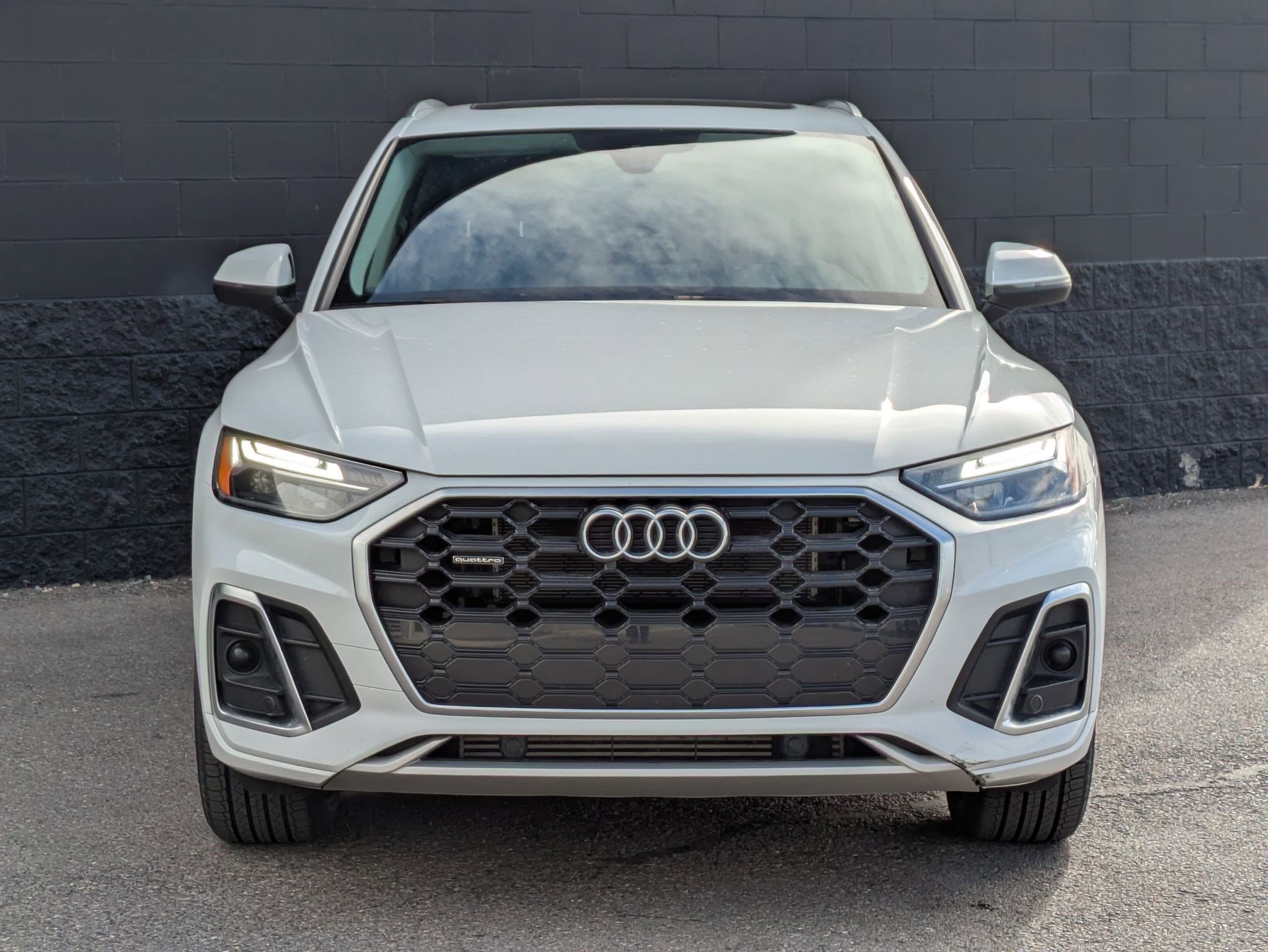 Used 2021 Audi Q5 e Premium image 2