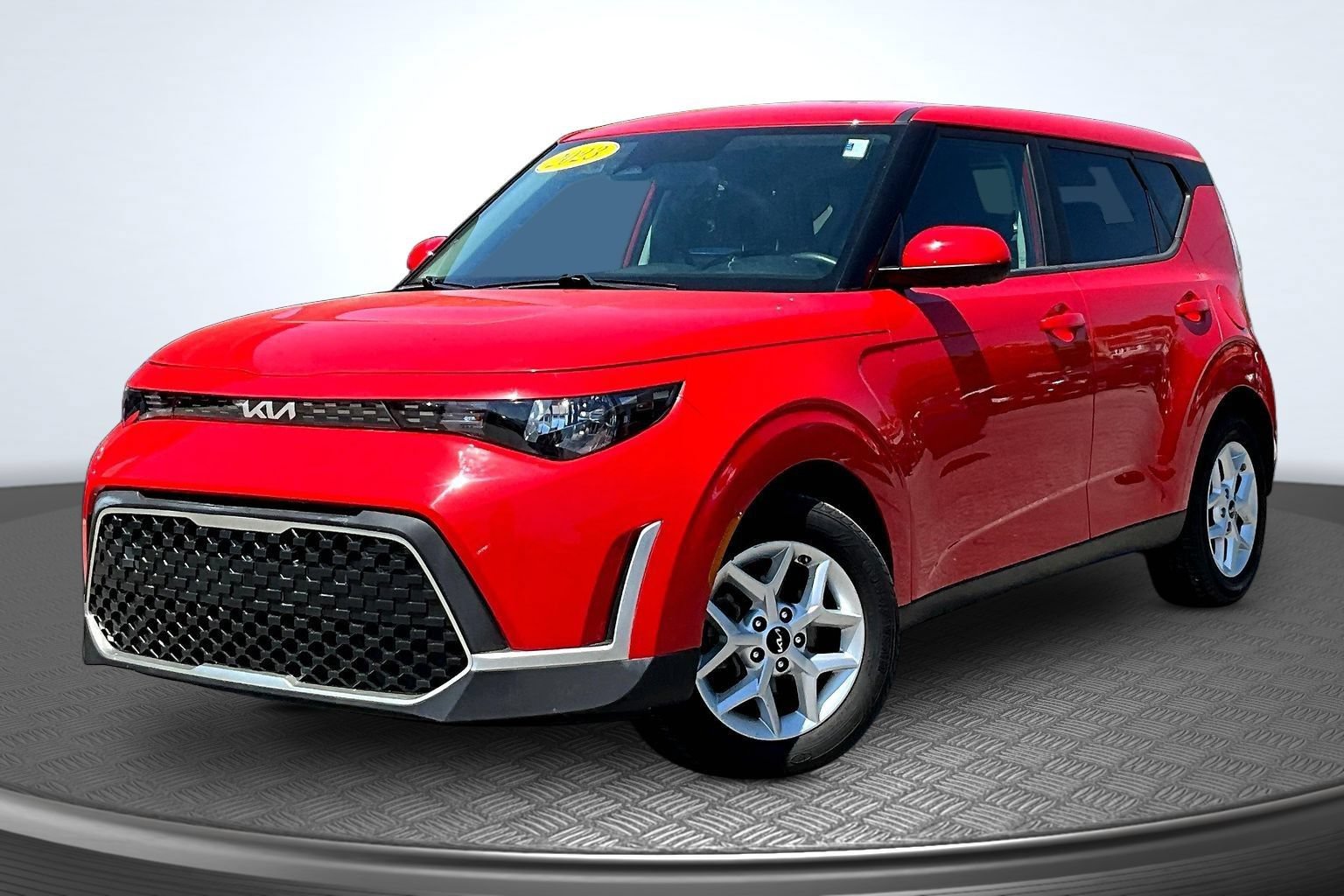 Used 2023 Kia Soul LX w/ LX Technology Package
