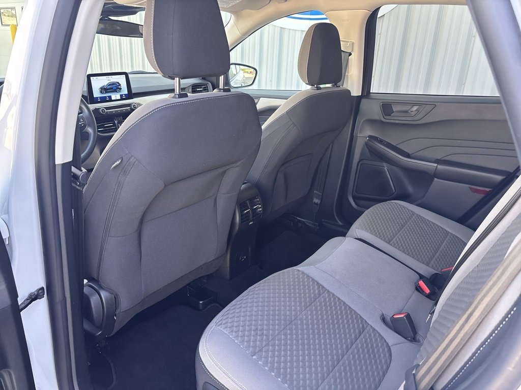 Used 2022 Ford Escape SE image 26