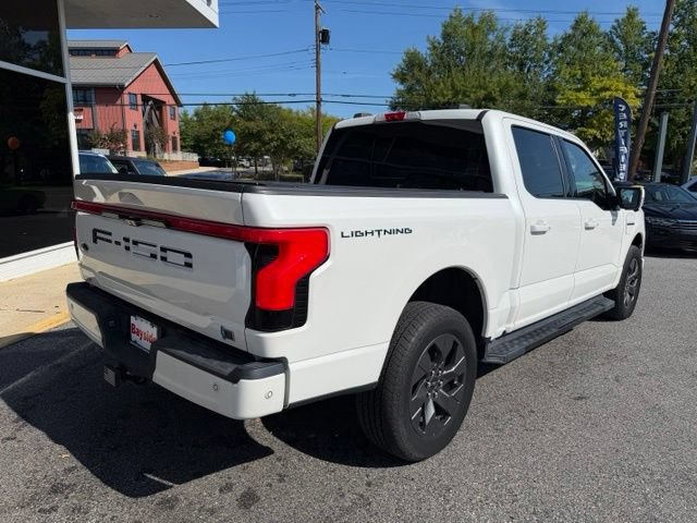 Used 2022 Ford F150 Lightning Lariat w/ Equipment Group 511A High AWD/4WD image 19