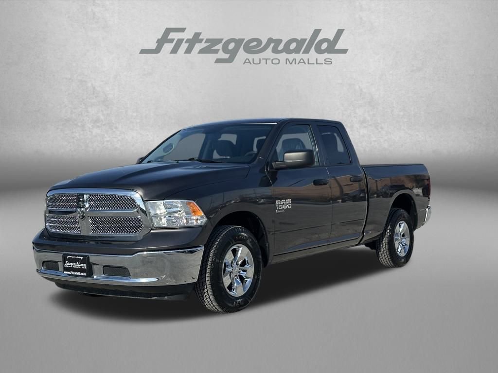 Used 2024 RAM 1500 Classic SLT image 2