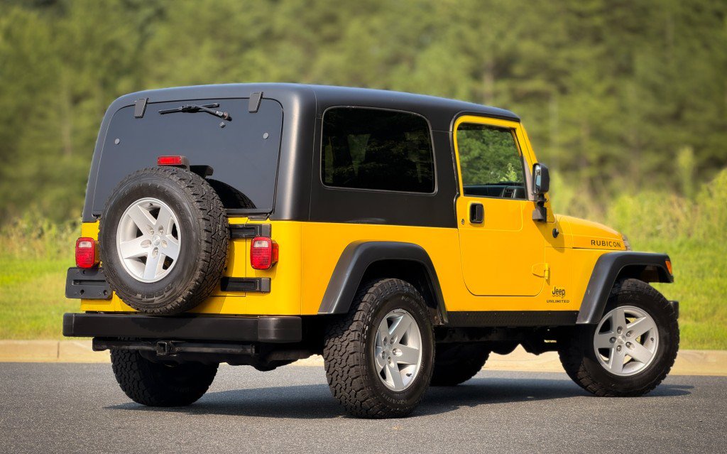 Used 2005 Jeep Wrangler Unlimited Rubicon AWD/4WD image 12