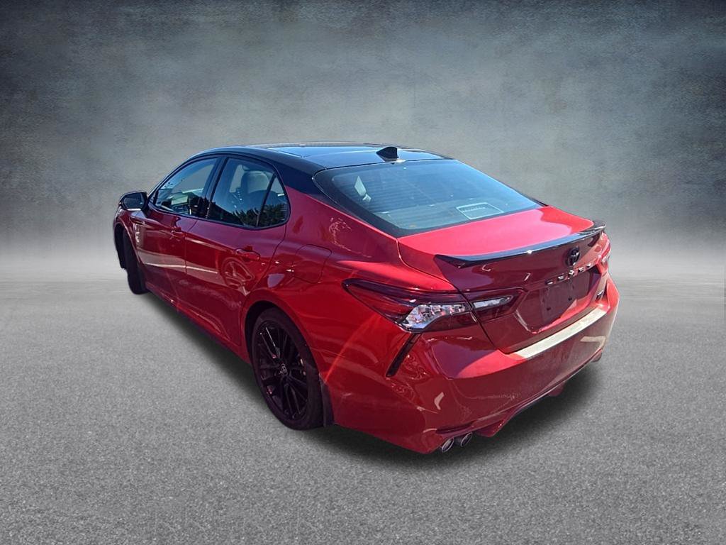 Used 2022 Toyota Camry XSE w/ Cold Weather Package FWD image 4