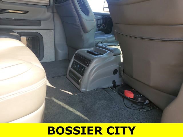 Used 2022 GMC Savana 2500 Extended w/ Enhanced Convenience Package RWD image 9
