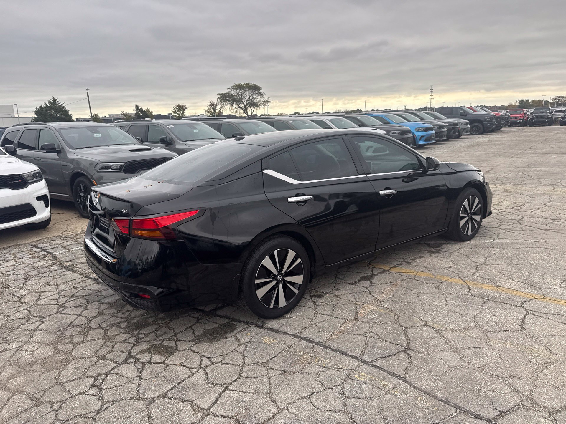 Used 2021 Nissan Altima 2.5 SL FWD image 6