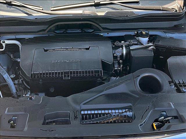 Used 2025 Honda Pilot Touring image 11
